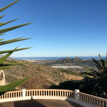 Falcon's Nest: Paradise With Mountains & Seaview + Private Pool *