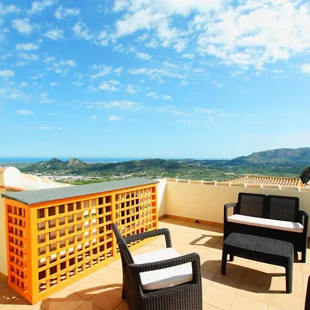 Falcon's Nest: Paradise With Mountains & Seaview + Private Pool