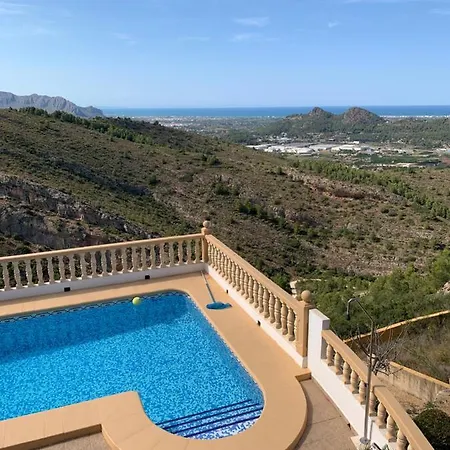 Falcon's Nest: Paradise With Mountains & Seaview + Private Pool