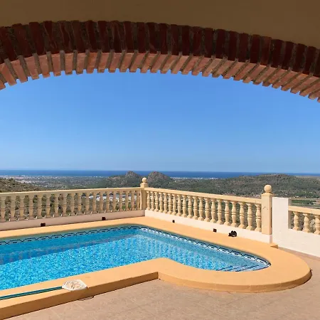Falcon's Nest: Paradise With Mountains & Seaview + Private Pool Villa
